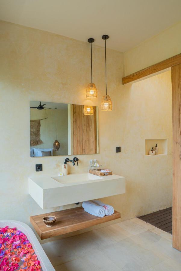 Olea Villas Resort Kuta  Zewnętrze zdjęcie