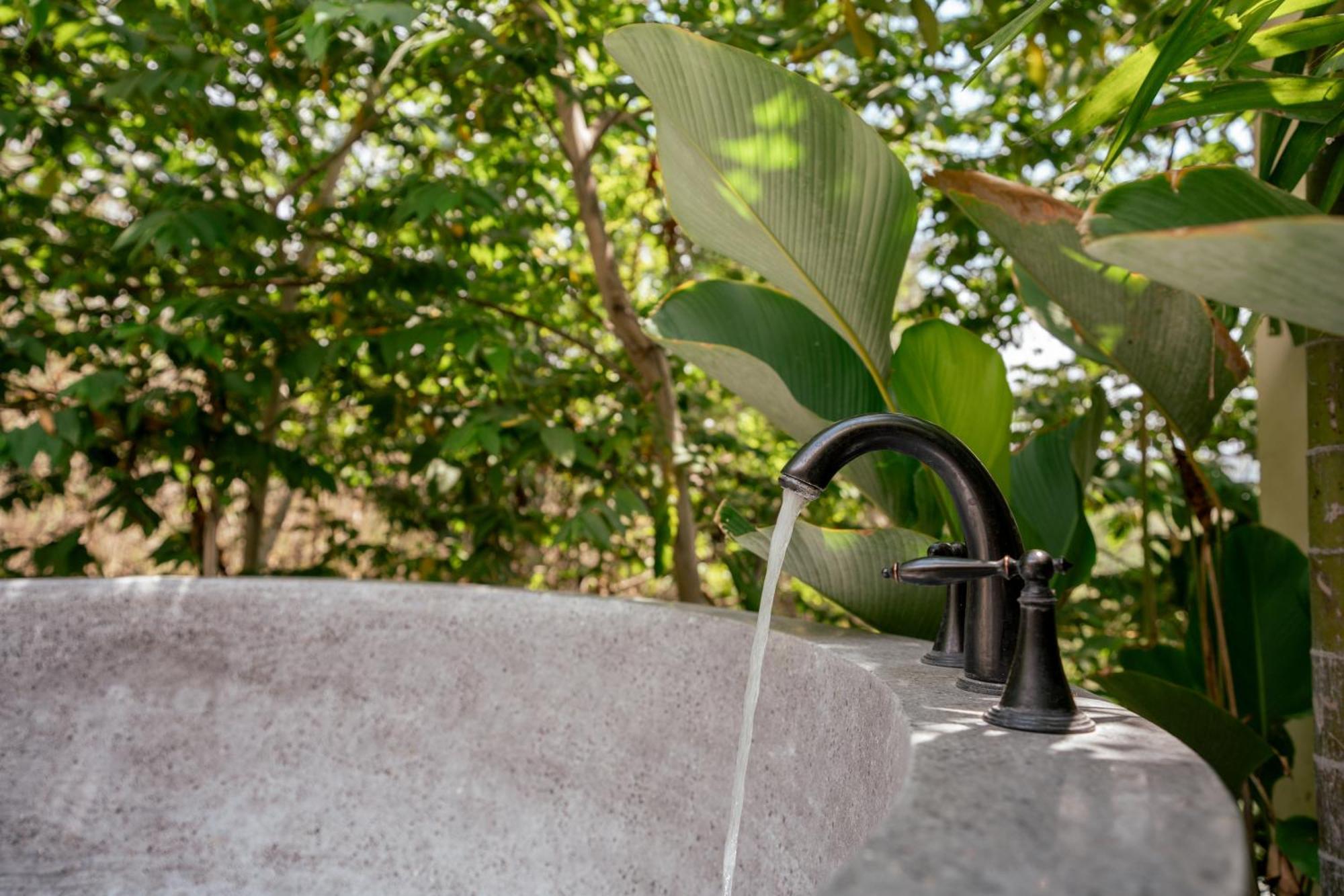 Olea Villas Resort Kuta  Zewnętrze zdjęcie